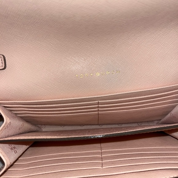 Tory Burch Pink Crossbody Bag with Gold Chain - Picture 3 of 4